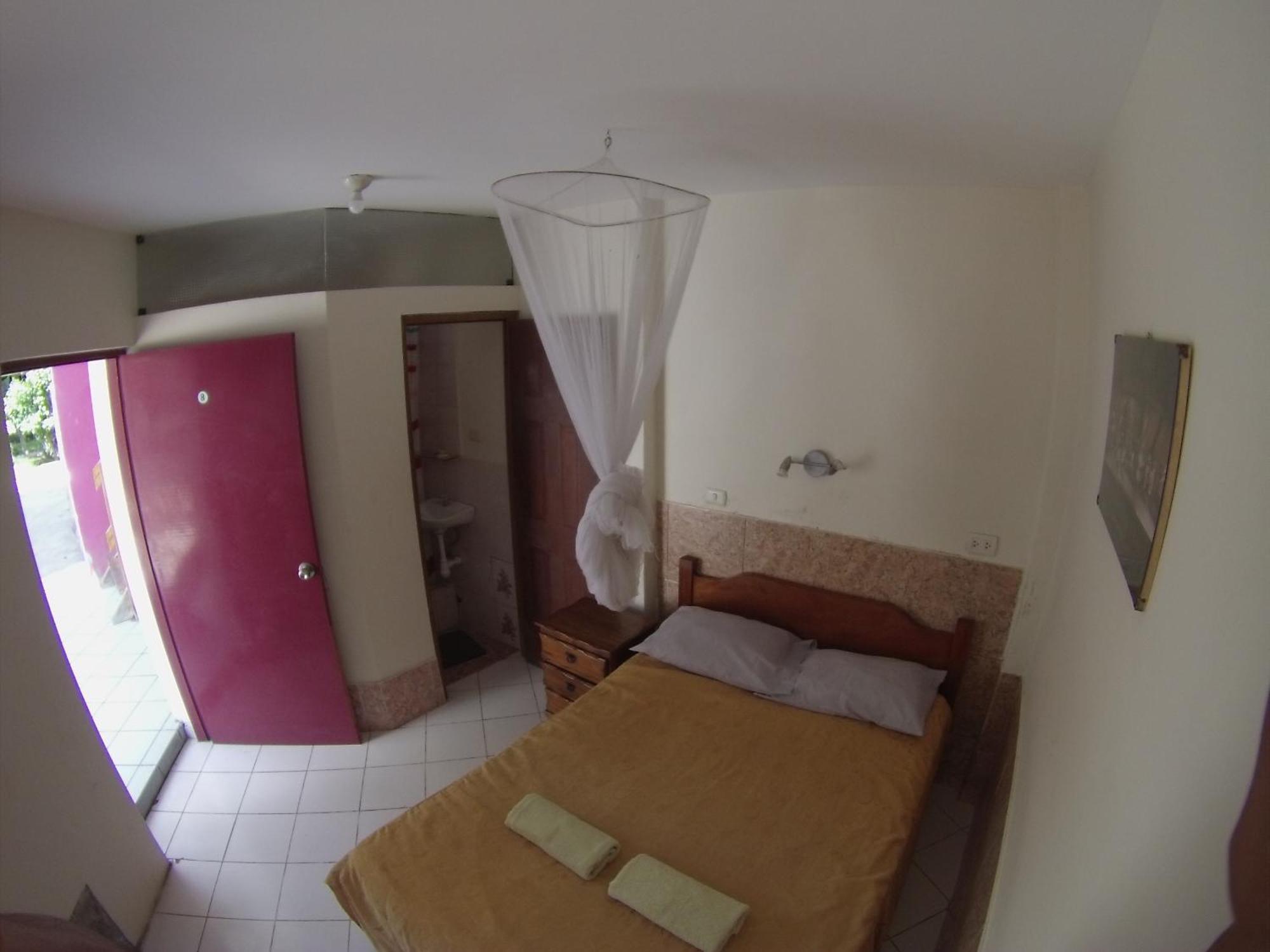 Hostal Naylamp Хуанчако Екстериор снимка